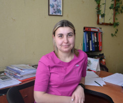 Старшая медицинская сестра отделения №7 Жукова Альбина Витальевна Старшая медицинская сестра отделения №7 Жукова Альбина Витальевна.