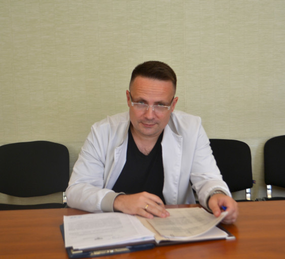 Заведующий отделением, врач-психиатр Леонид Леонидович Слободянюк Заведующий отделением, врач-психиатр Леонид Леонидович Слободянюк.